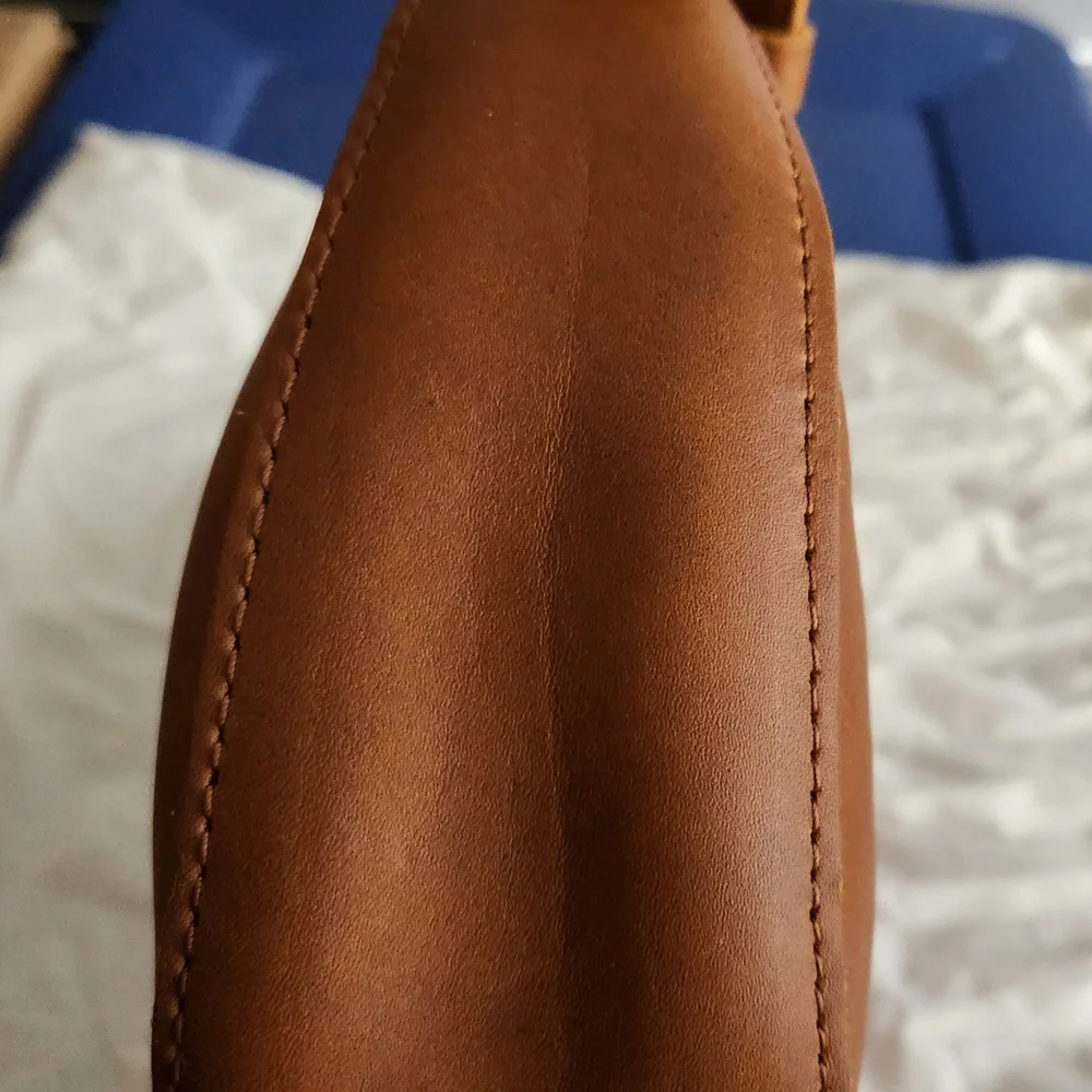 Portland Leather Goods Nora Shoulder Bag - Picture 6 of 11